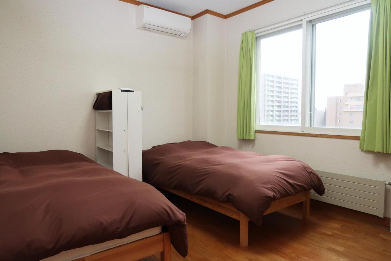 Otaru Ekimae Guest House Ito المظهر الخارجي الصورة